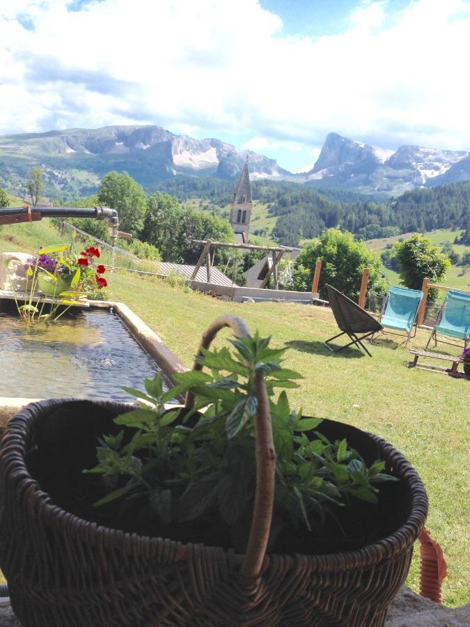 La Tourtette Bed & Breakfast Saint-Étienne-en-Dévoluy Eksteriør bilde