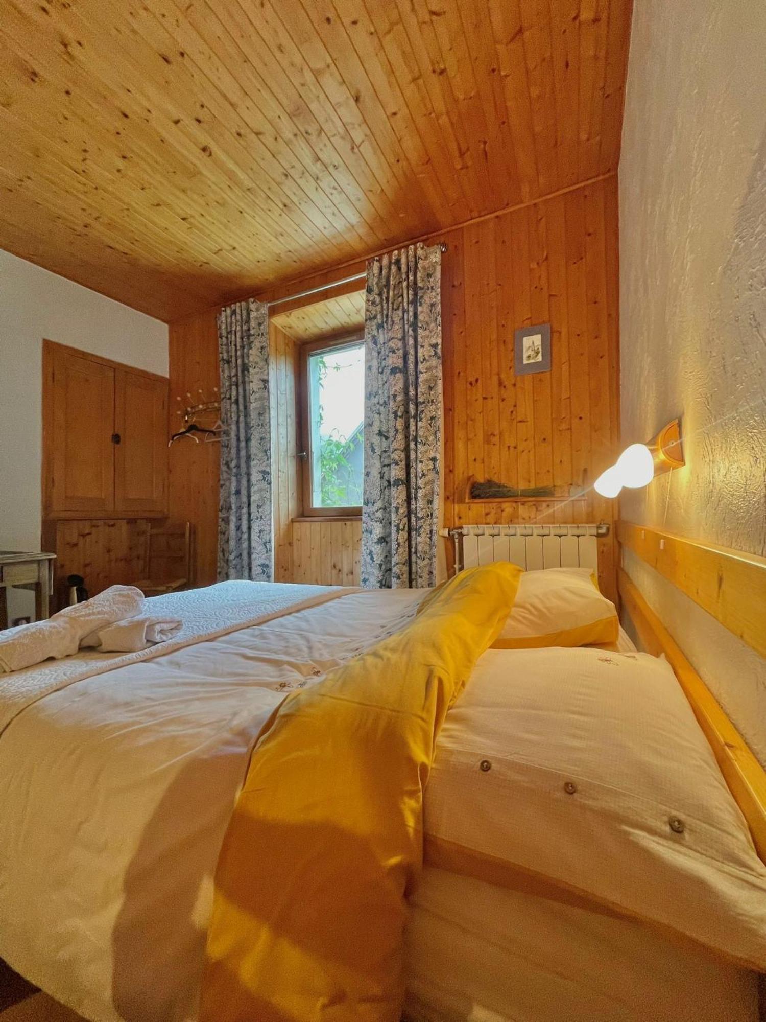 La Tourtette Bed & Breakfast Saint-Étienne-en-Dévoluy Eksteriør bilde